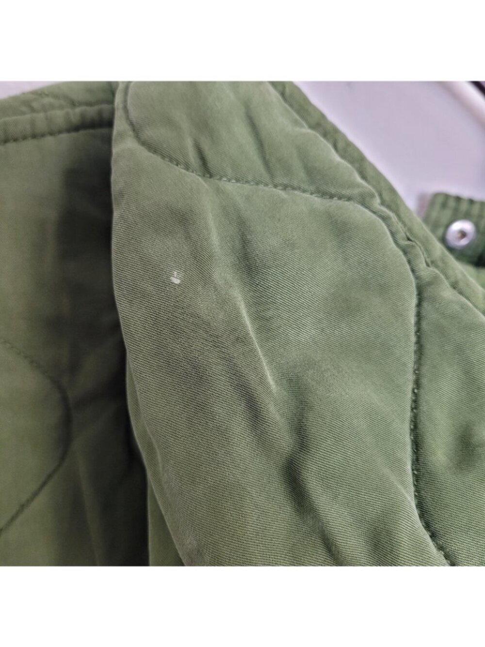 BlankNYC Hooded Quilted Jacket Snap Front Closure Side Slant Pockets Size MED - Picture 13 of 13